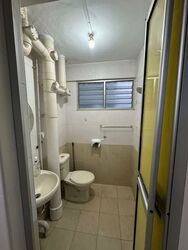 Blk 215 Yishun Street 21 (Yishun), HDB 3 Rooms #560354091